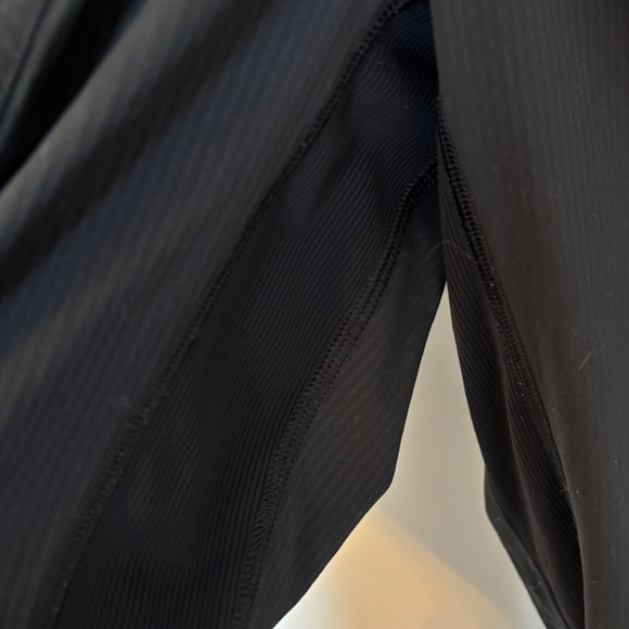 Lululemon Dance Studio Crop 25” Black Size 4 - Picture 10 of 12